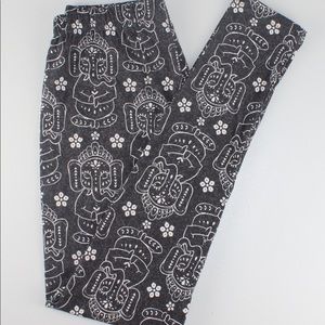 Sweetlegs Elephant Print Leggings - Petite